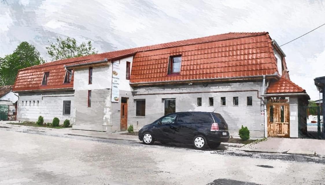 Fuerdo Panzio Bed & Breakfast Karcag Eksteriør bilde